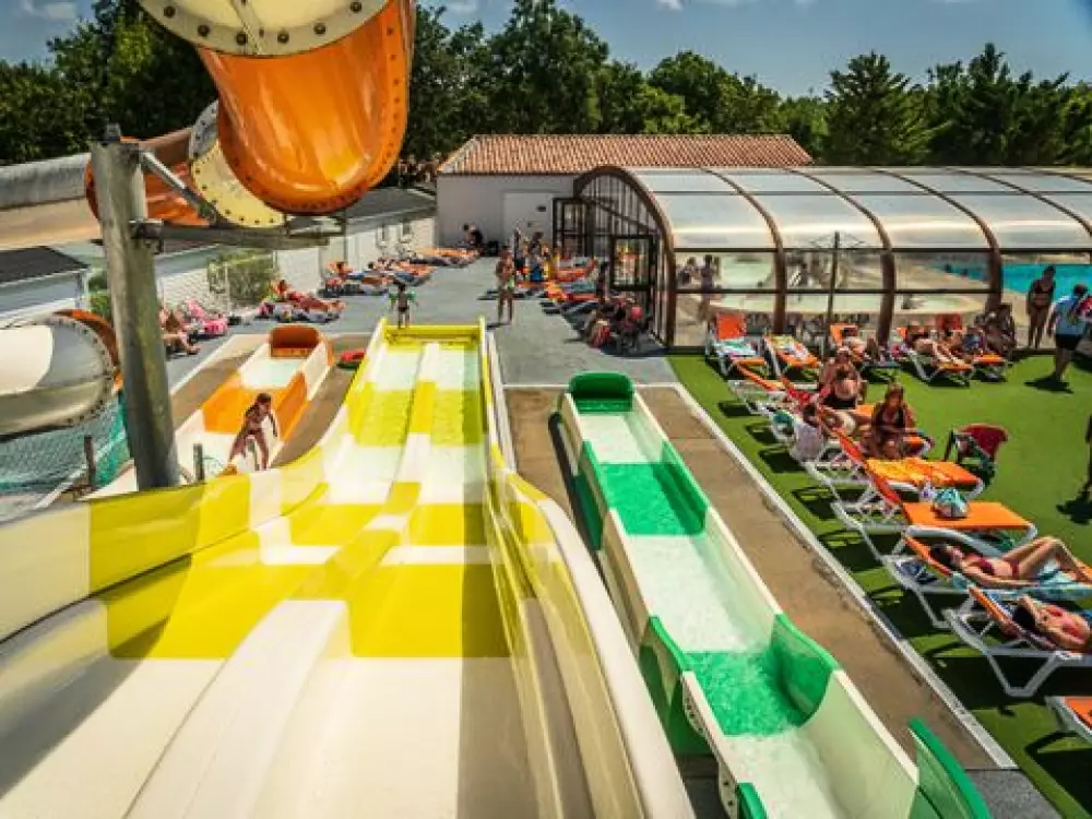 Camping Oléron Loisirs   4 étoiles★★★★