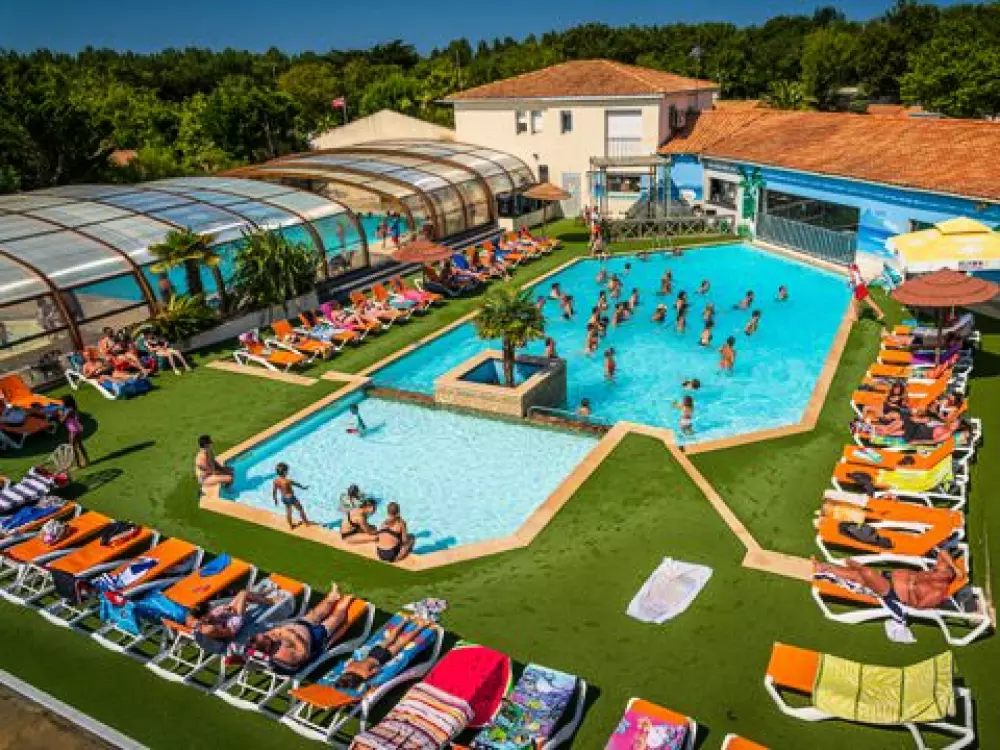 Camping Oléron Loisirs   4 étoiles★★★★