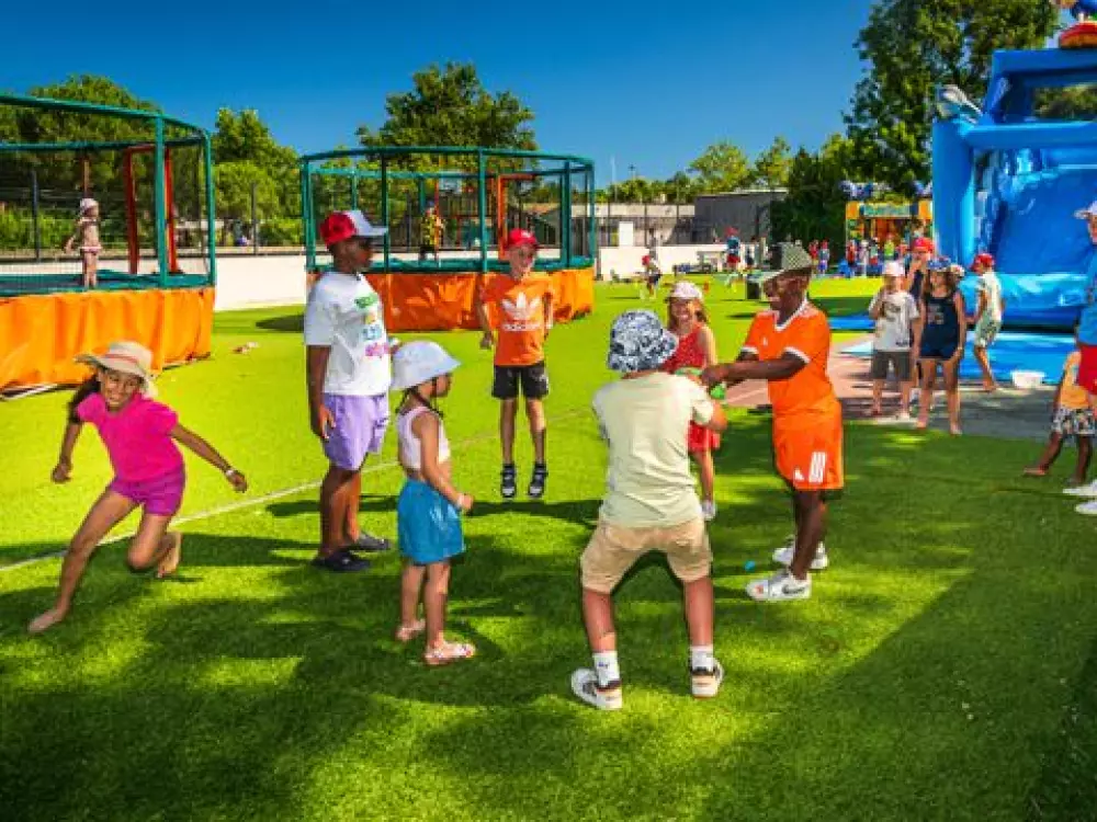 Camping Oléron Loisirs   4 étoiles★★★★