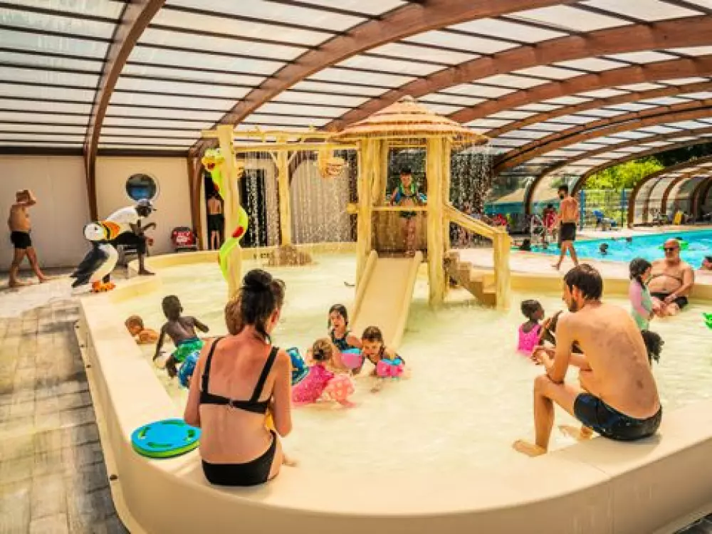 Camping Oléron Loisirs   4 étoiles★★★★