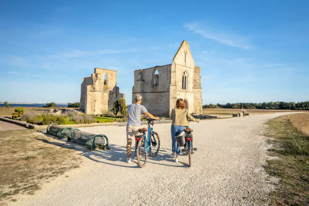 Camping Ushuaia Les Fougères 4 étoiles★★★★