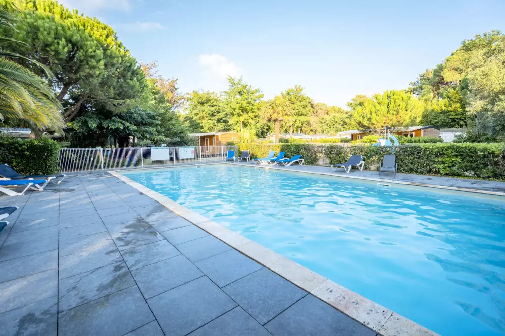 Camping Ushuaia Les Fougères 4 étoiles★★★★