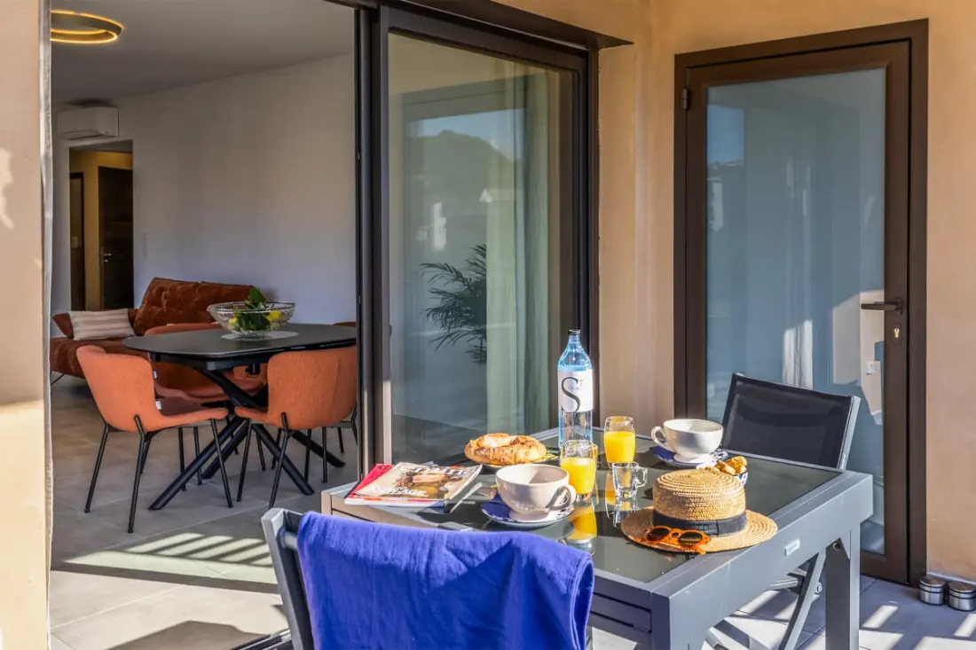 Casa Catalina – Charme Contemporain à L’Île-rousse