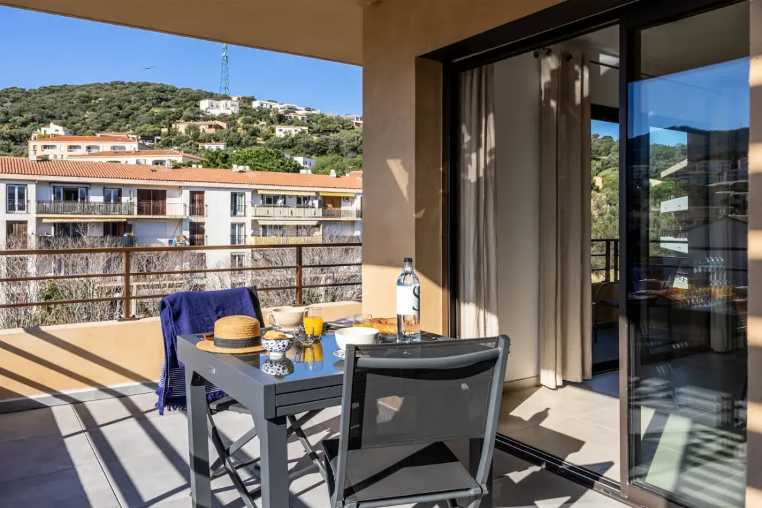 Casa Catalina – Charme Contemporain à L’Île-rousse