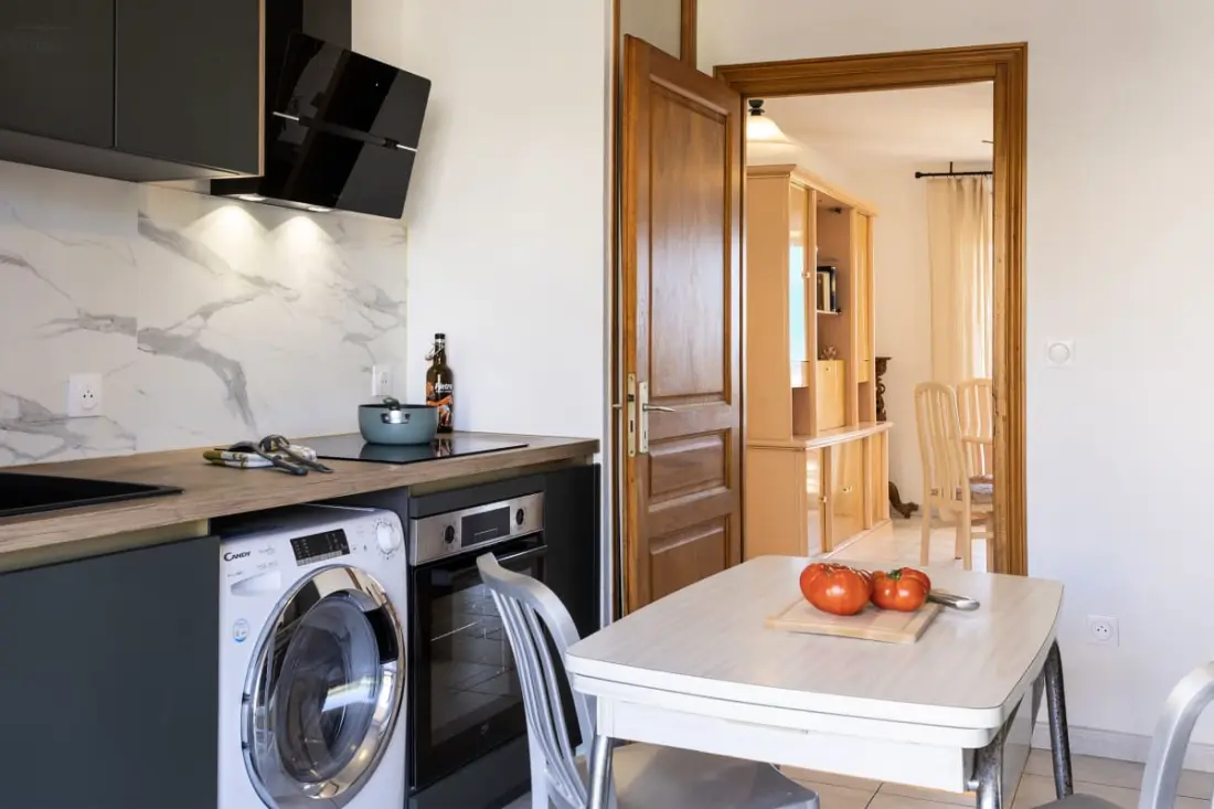 Casa Luiggina – Appartement De Charme Avec Vue Mer Au Cœur De L’Île-rousse