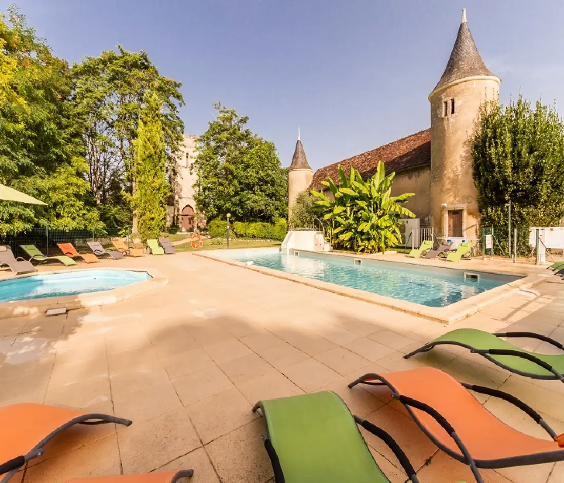 Camping Le Petit Trianon4 étoiles★★★★