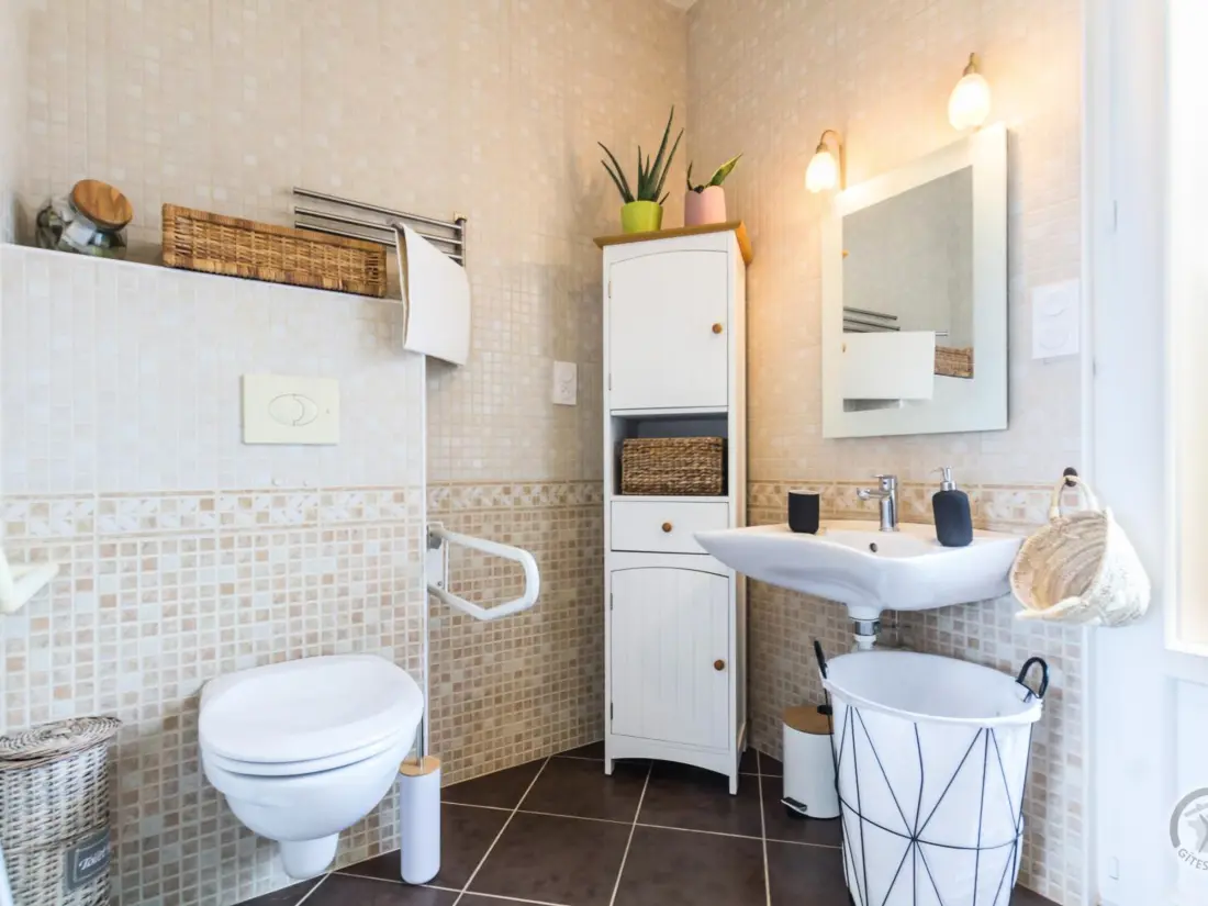 Location de Vacances Isigny-le-Buat 5