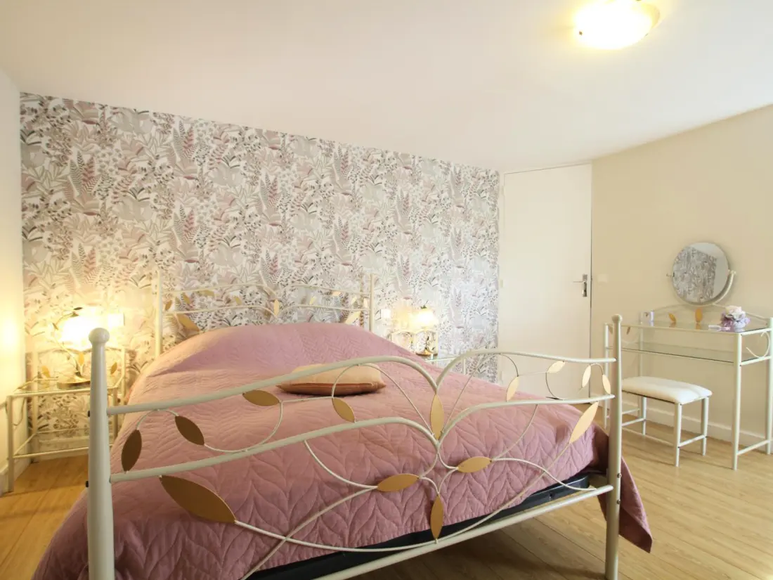 Maison de Vacances Isigny-le-Buat 6