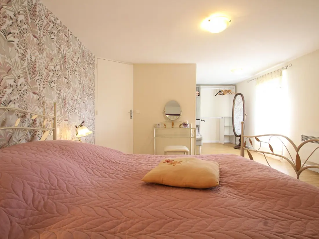 Maison de Vacances Isigny-le-Buat 6