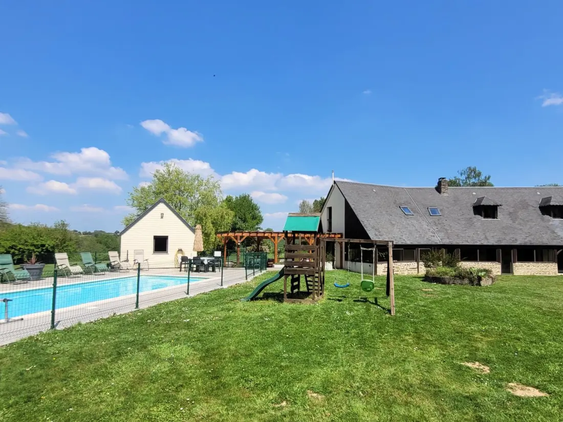 Maison de Vacances Isigny-le-Buat 8