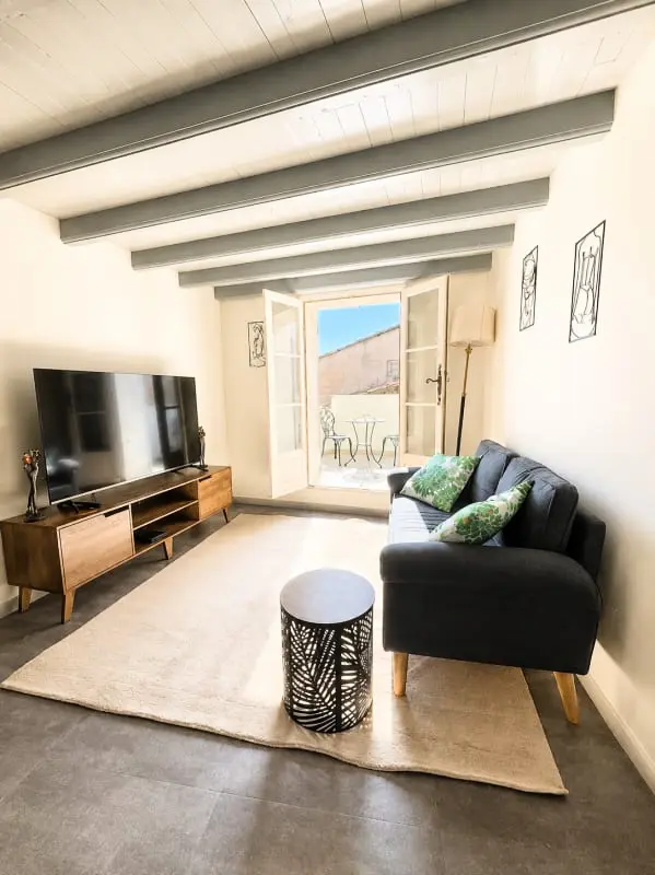 Appartement Avec Terrasse Au Centre Ville