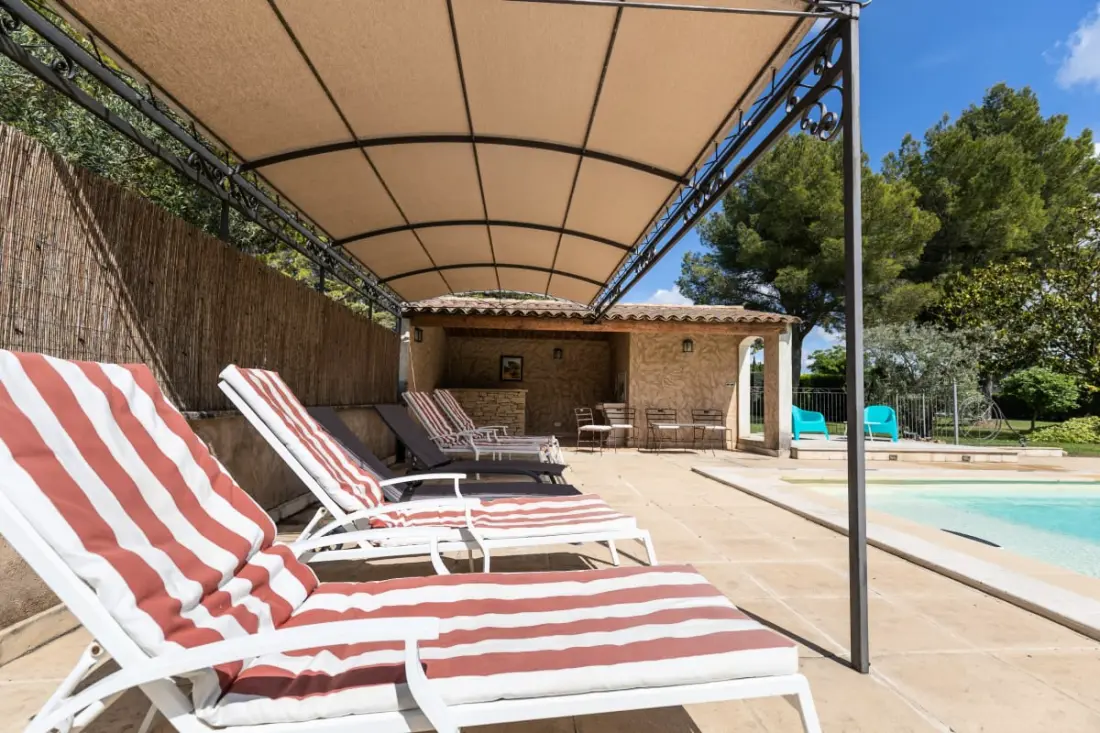 Lou Cigalon • Mas Provençal Avec Piscine