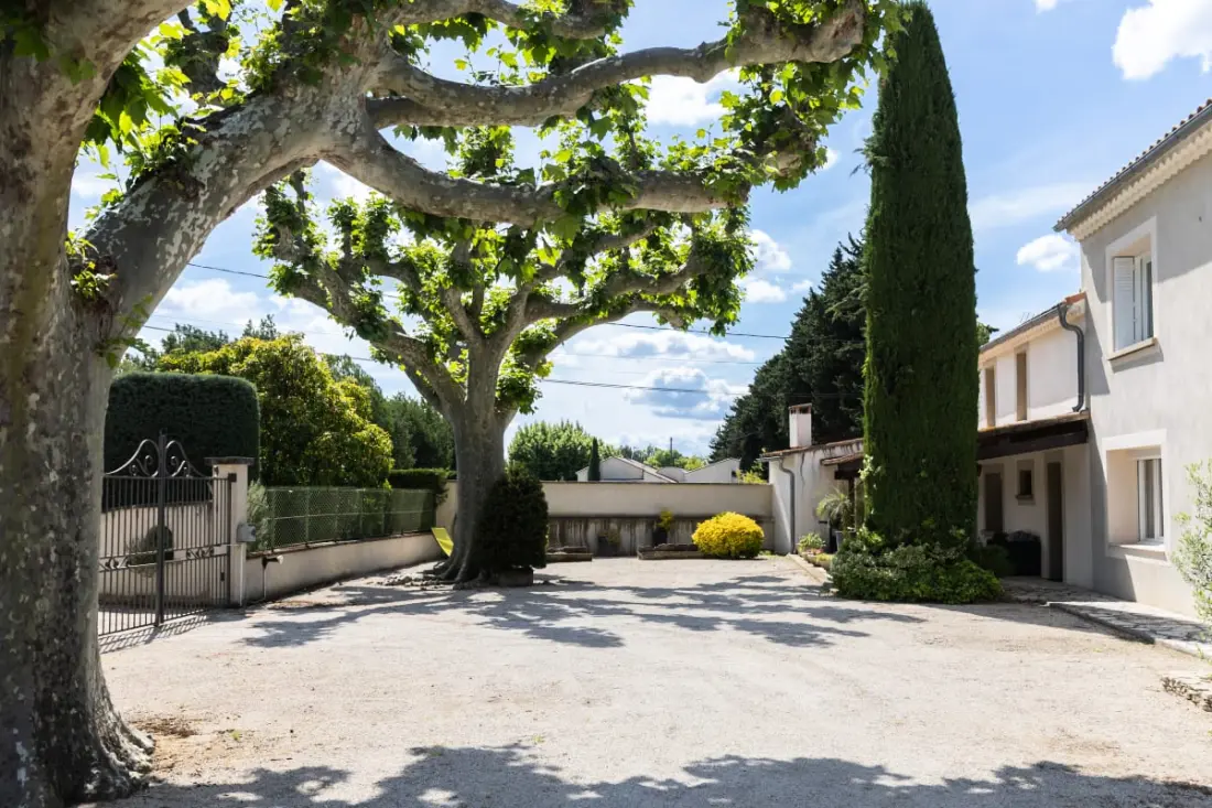 Lou Cigalon • Mas Provençal Avec Piscine