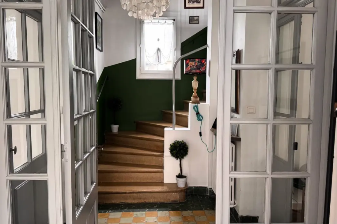 Elivi : Maison De Ville Avec Jardin à Deux Pas Du Centre Historique