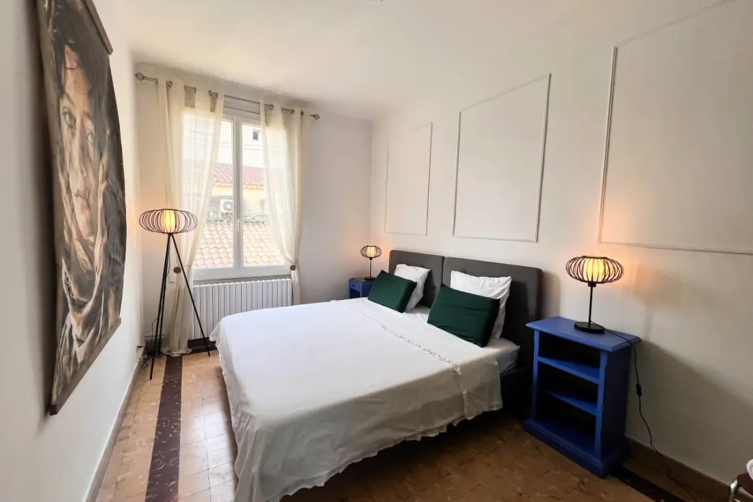 Elivi : Maison De Ville Avec Jardin à Deux Pas Du Centre Historique