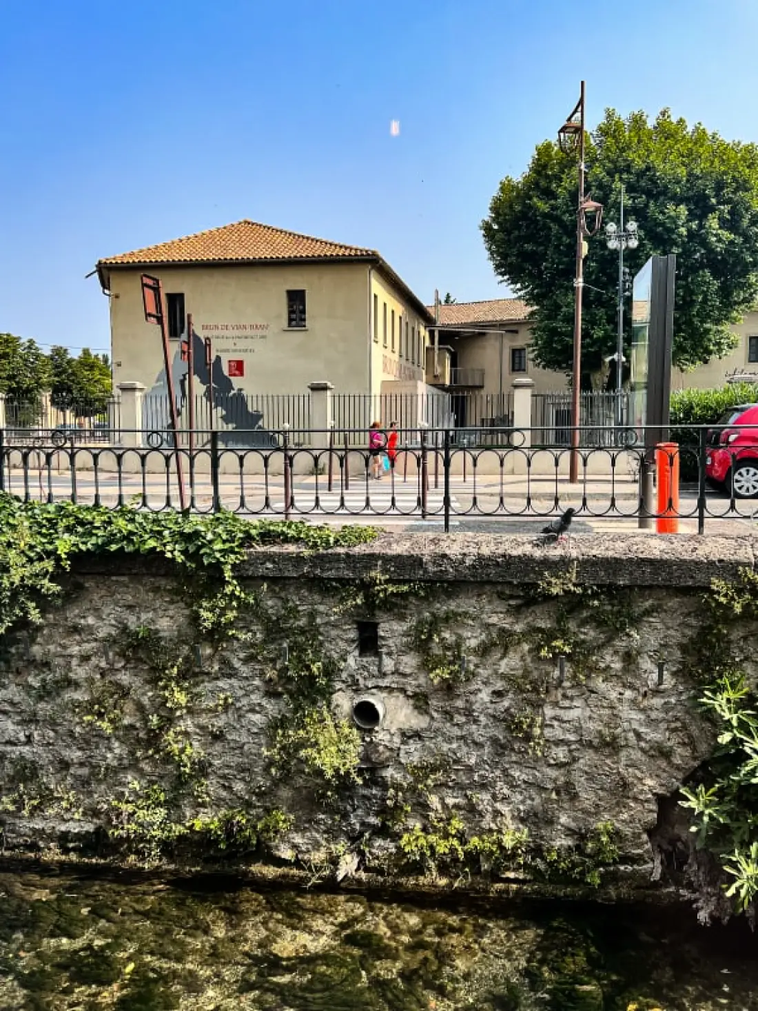 Elivi : Maison De Ville Avec Jardin à Deux Pas Du Centre Historique