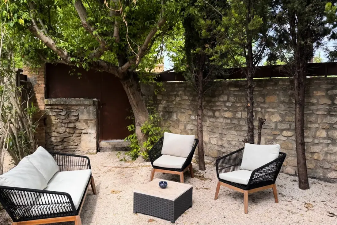 Elivi : Maison De Ville Avec Jardin à Deux Pas Du Centre Historique