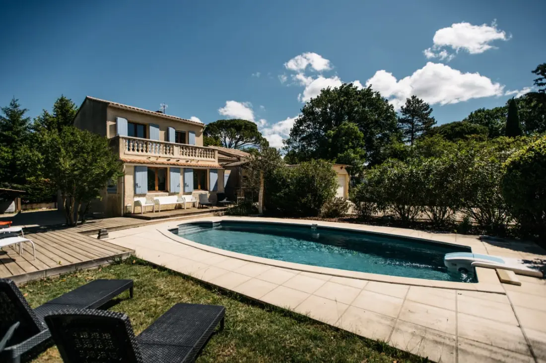 Les Volets Bleus - Piscine Privée