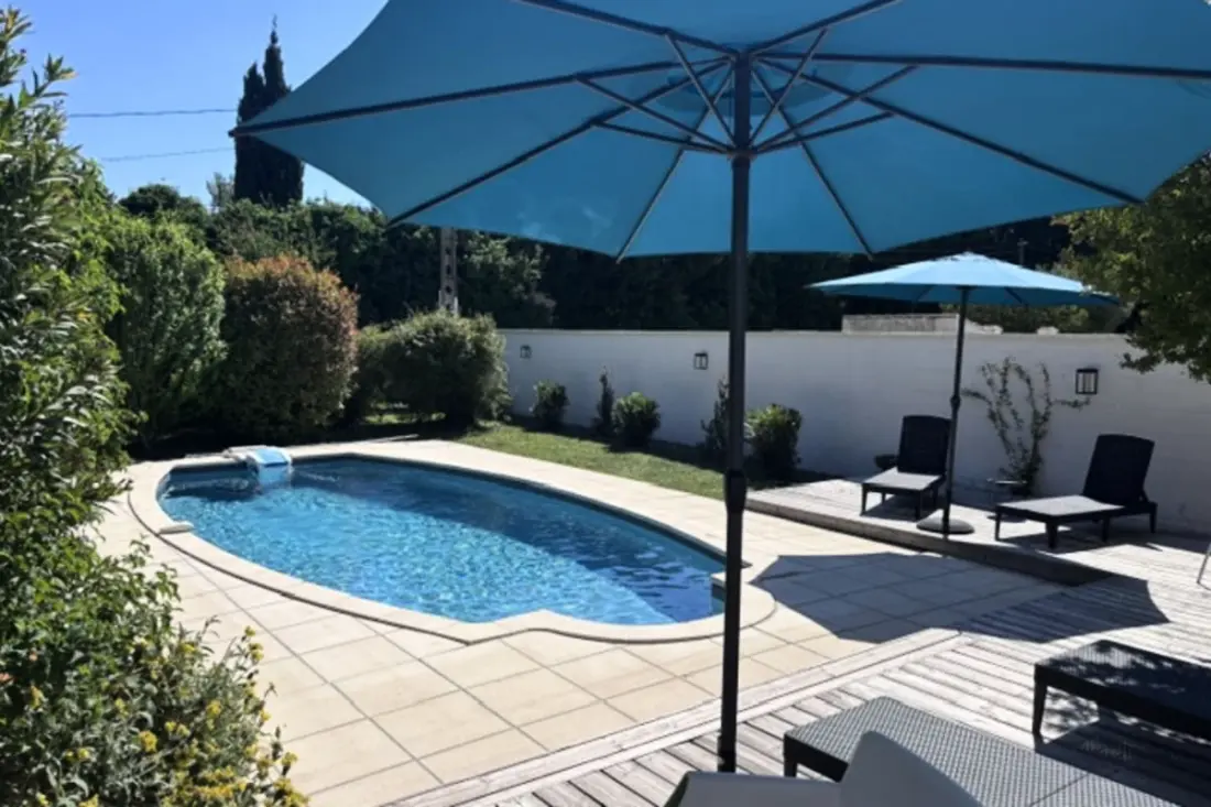 Les Volets Bleus - Piscine Privée