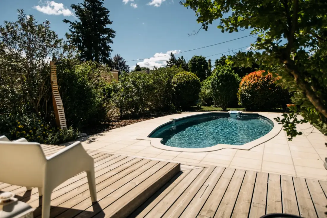 Les Volets Bleus - Piscine Privée