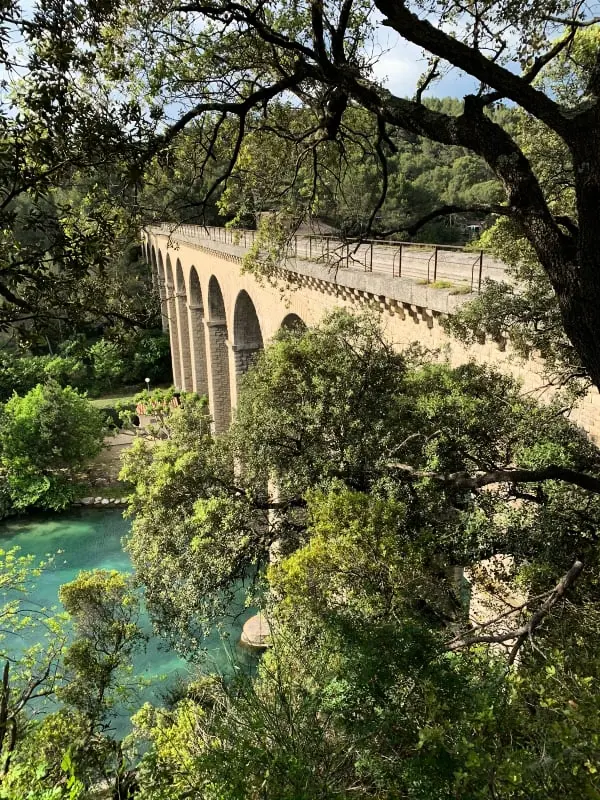 Sous Le Soleil De Provence