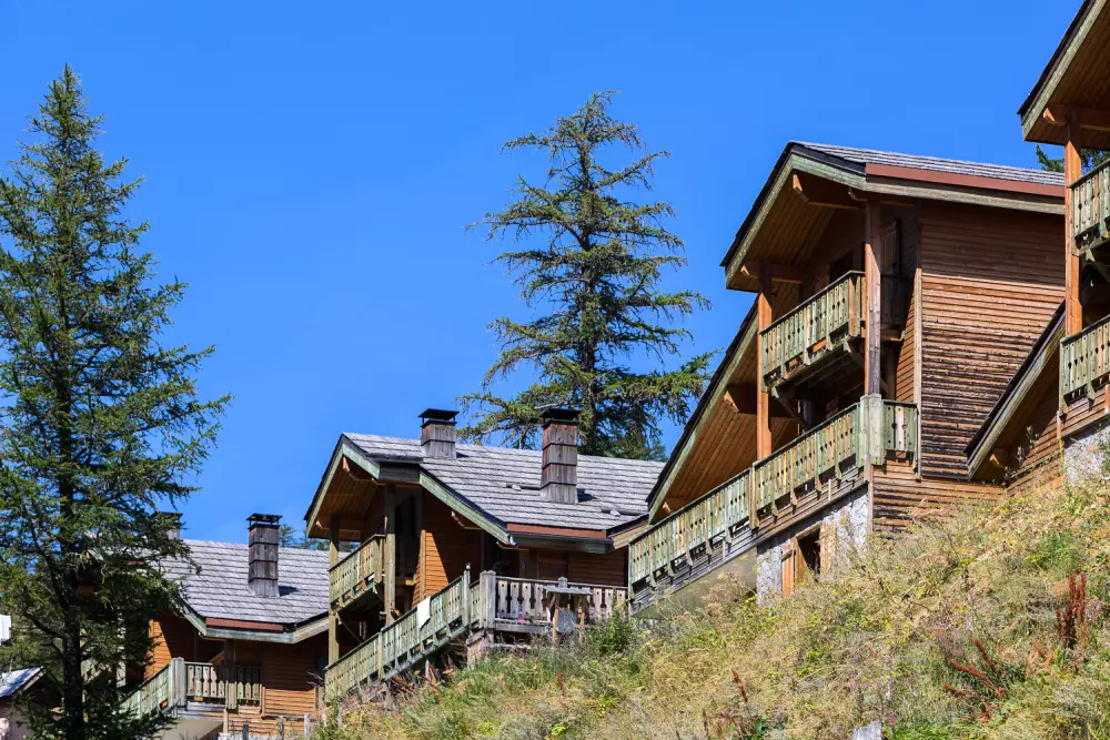 Les Chalets d'Isola