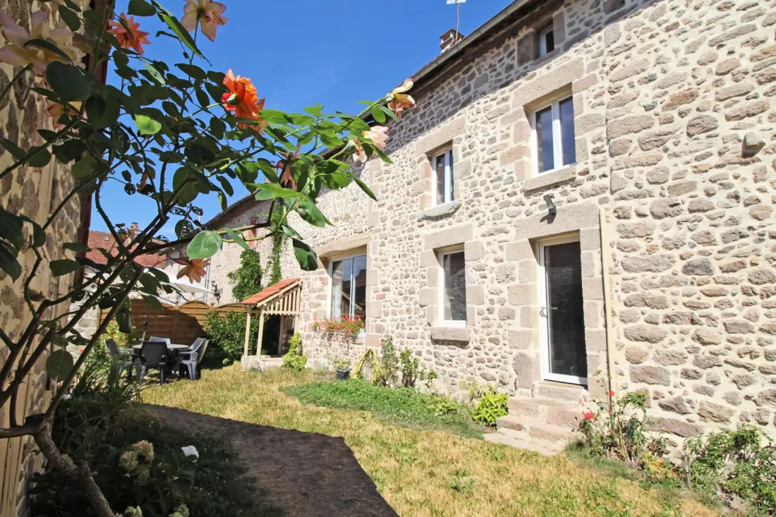 Gîte de France Gîte du chatelard 87 n°1 3 épis