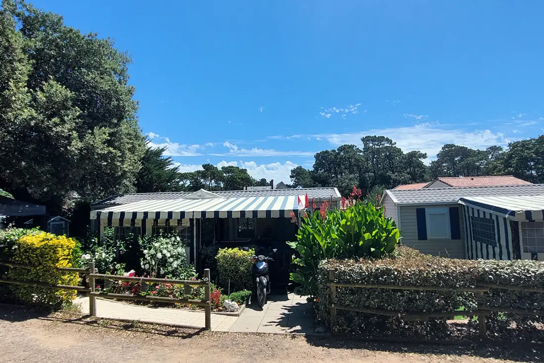 Camping Paradis La Pomme de Pin 4 étoiles★★★★