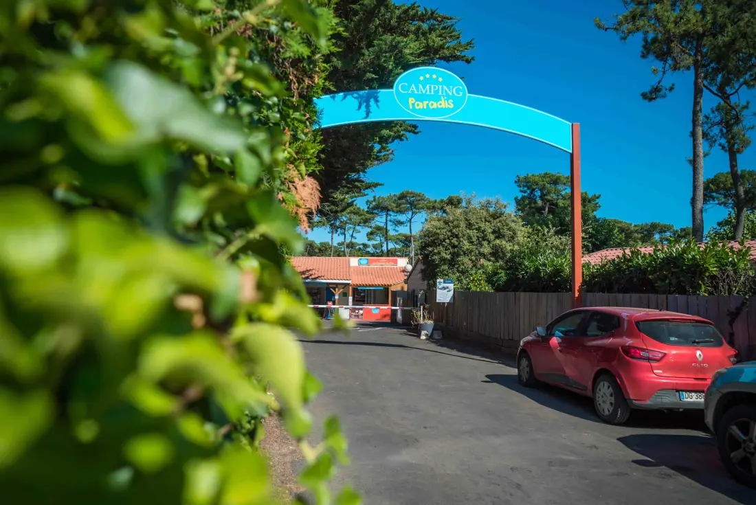 Camping Paradis La Pomme de Pin 4 étoiles★★★★