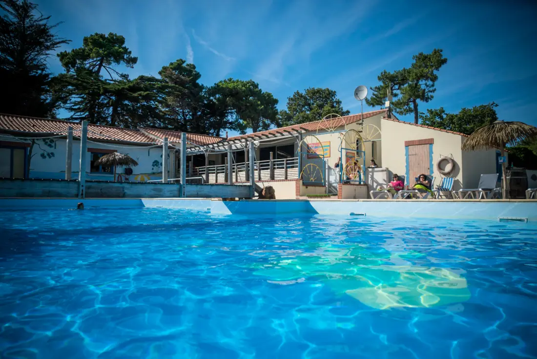 Camping Paradis La Pomme de Pin 4 étoiles★★★★