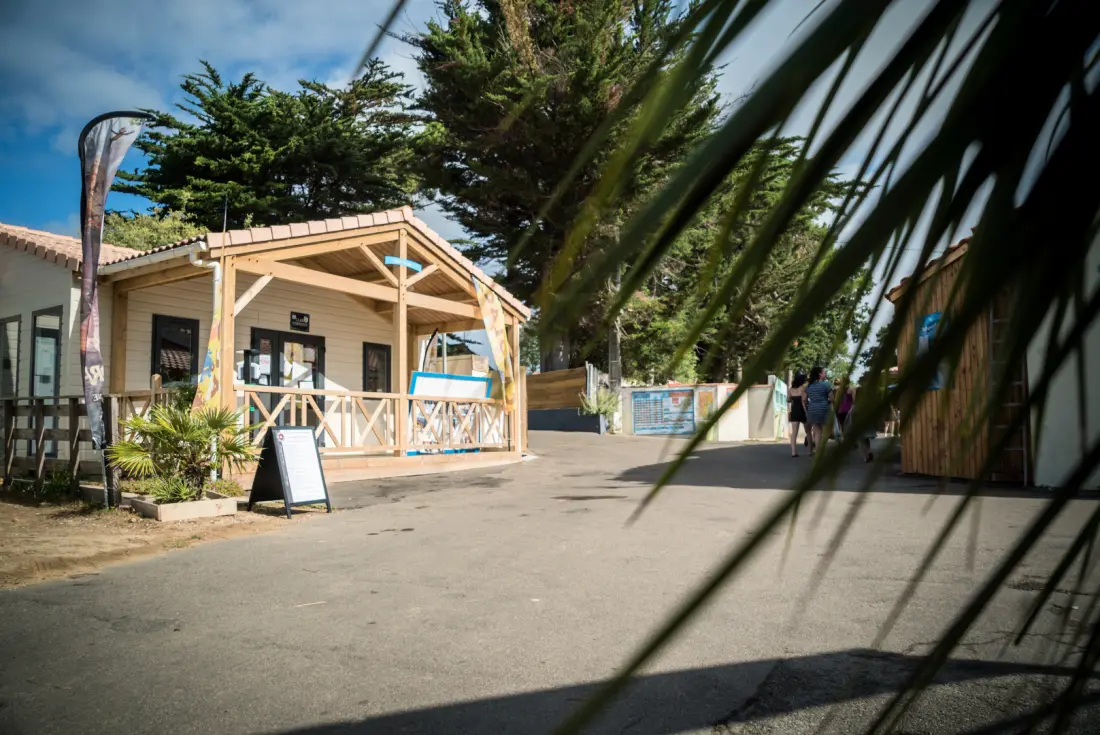 Camping Paradis La Pomme de Pin 4 étoiles★★★★