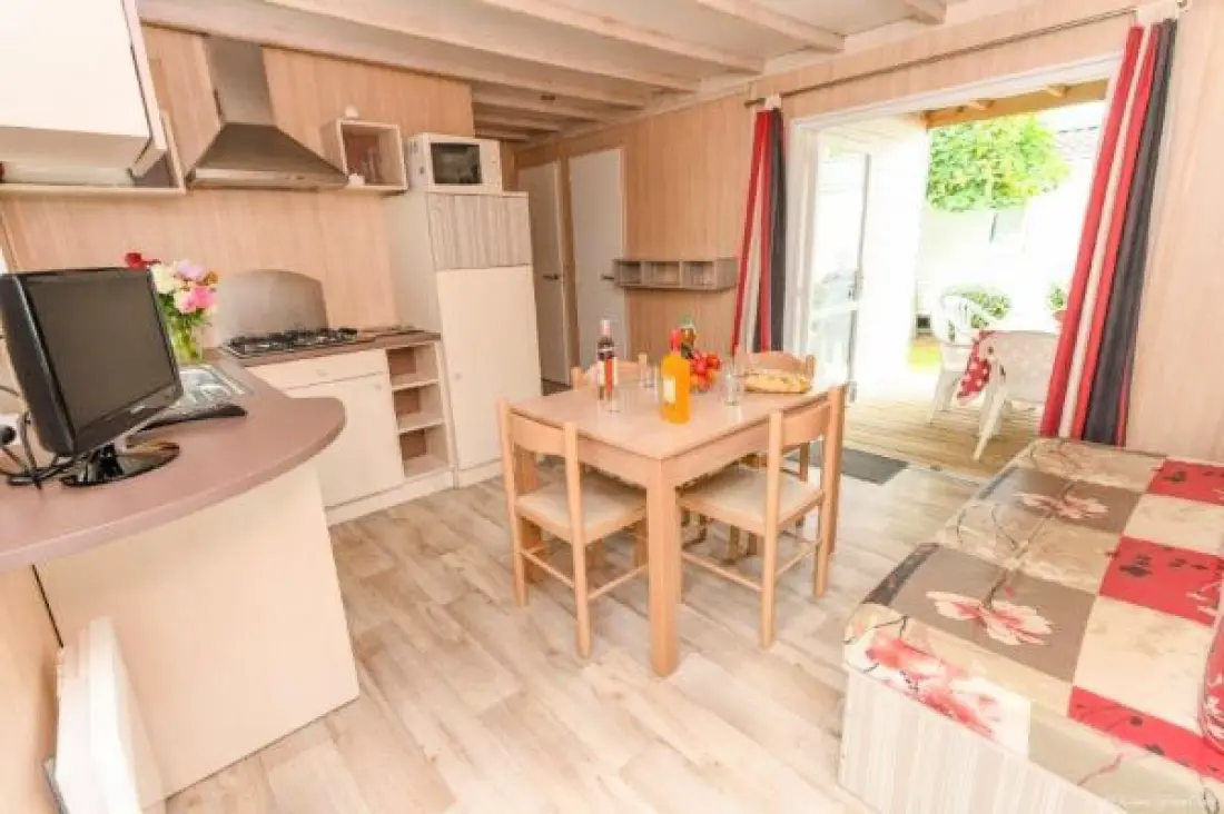 Camping Paradis La Pomme de Pin 4 étoiles★★★★