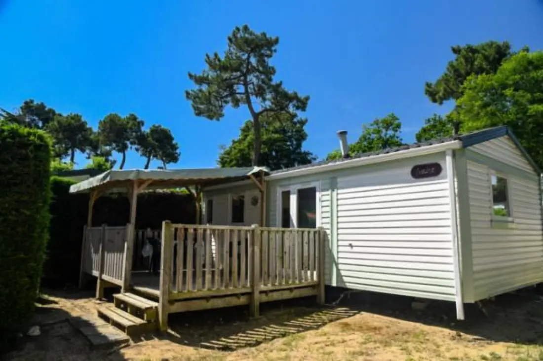 Camping Paradis La Pomme de Pin 4 étoiles★★★★