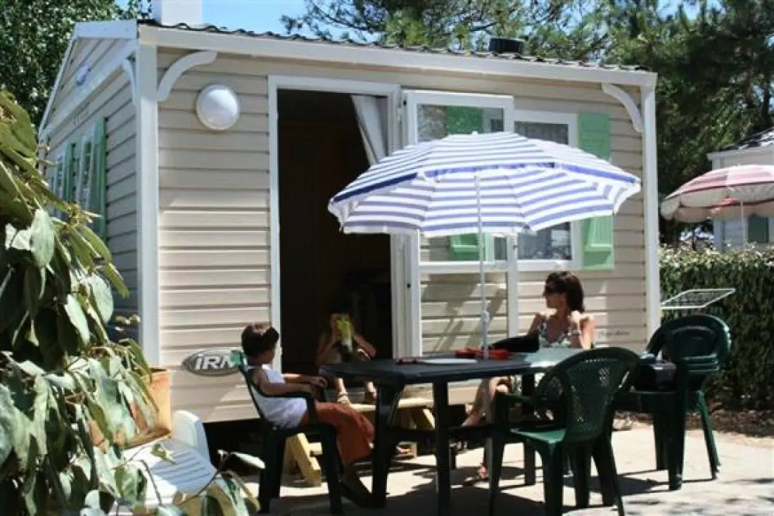 Camping Paradis La Pomme de Pin 4 étoiles★★★★