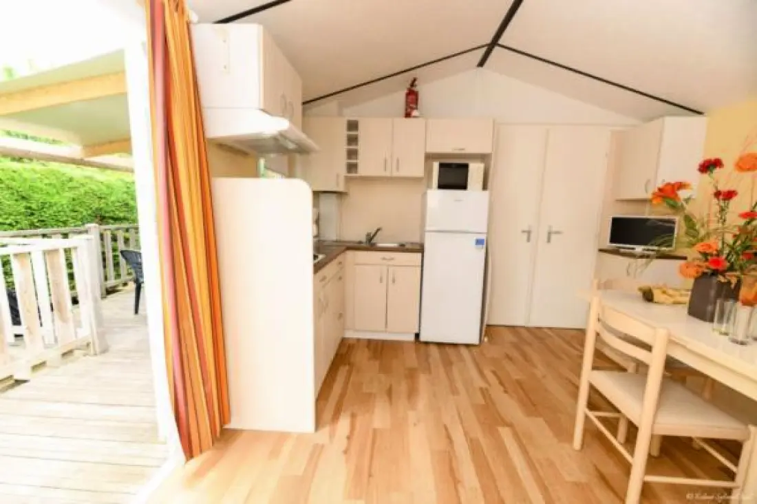 Camping Paradis La Pomme de Pin 4 étoiles★★★★