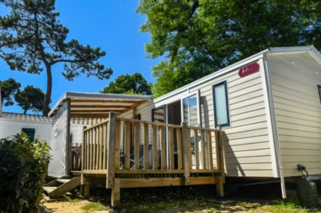 Camping Paradis La Pomme de Pin 4 étoiles★★★★