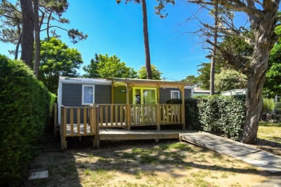 Camping Paradis La Pomme de Pin 4 étoiles★★★★