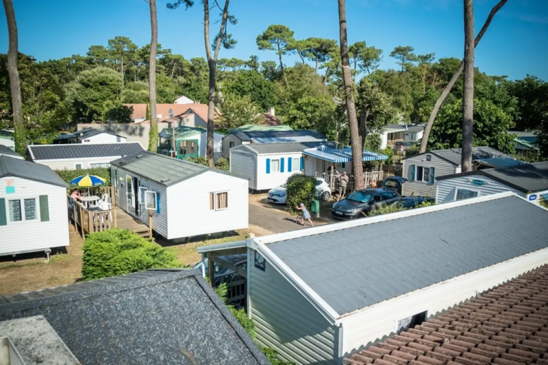 Camping Paradis La Pomme de Pin4 étoiles★★★★