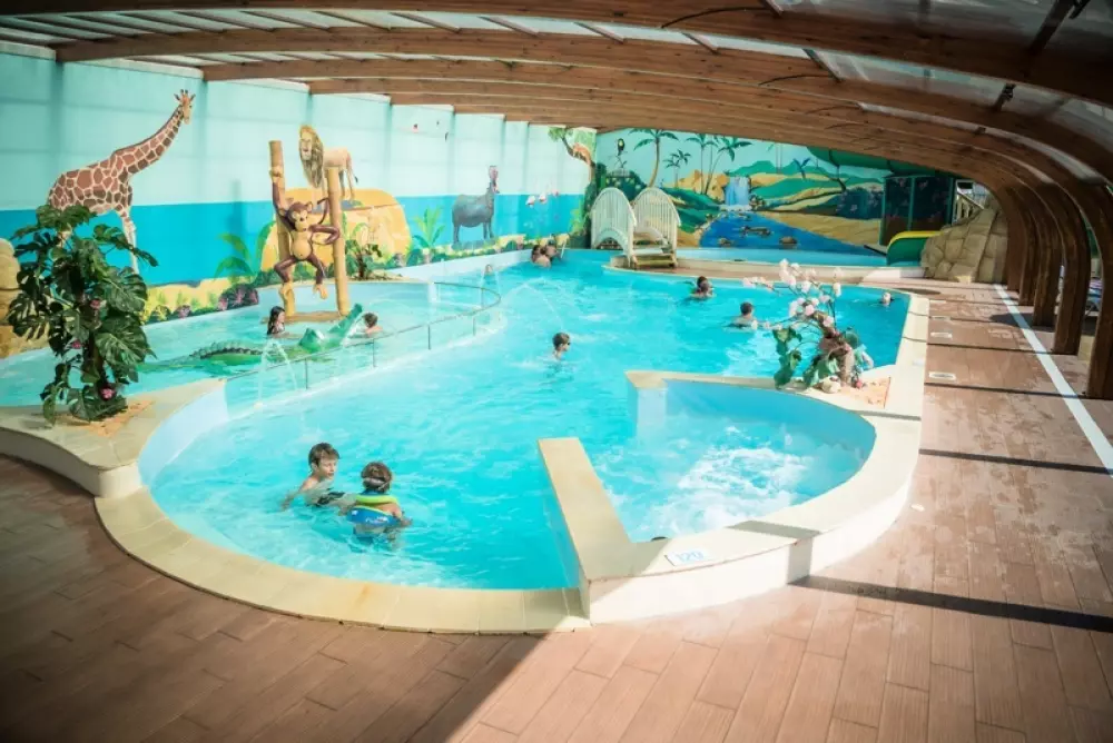 Camping Paradis La Pomme de Pin4 étoiles★★★★