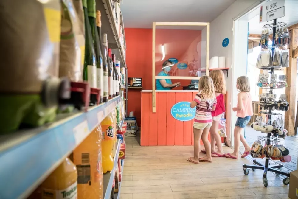 Camping Paradis La Pomme de Pin4 étoiles★★★★