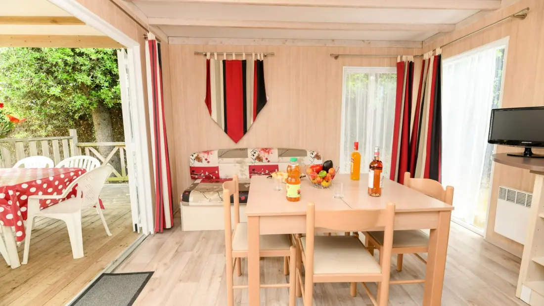 Camping Paradis La Pomme de Pin4 étoiles★★★★