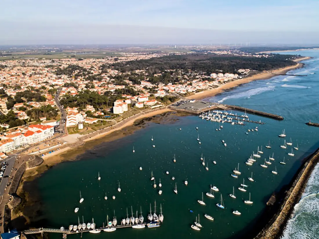 Maison de Vacances Jard-sur-Mer 72