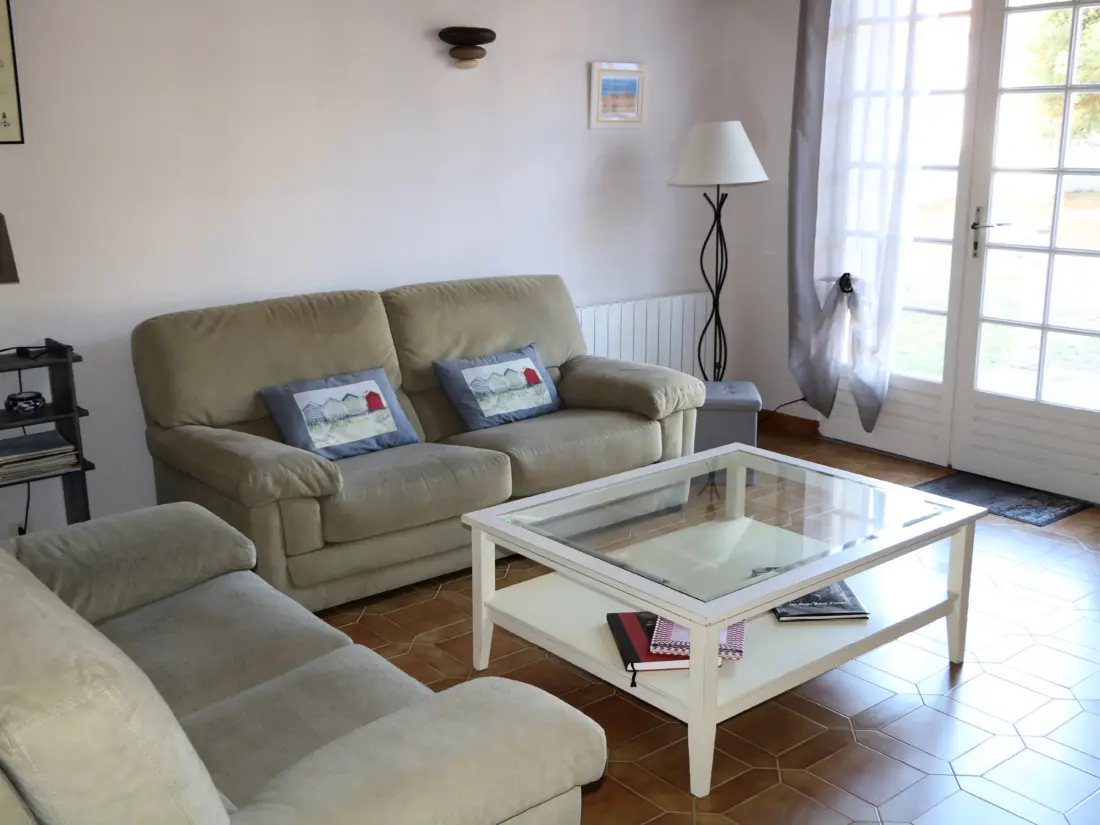 Maison de Vacances Jard-sur-Mer 74