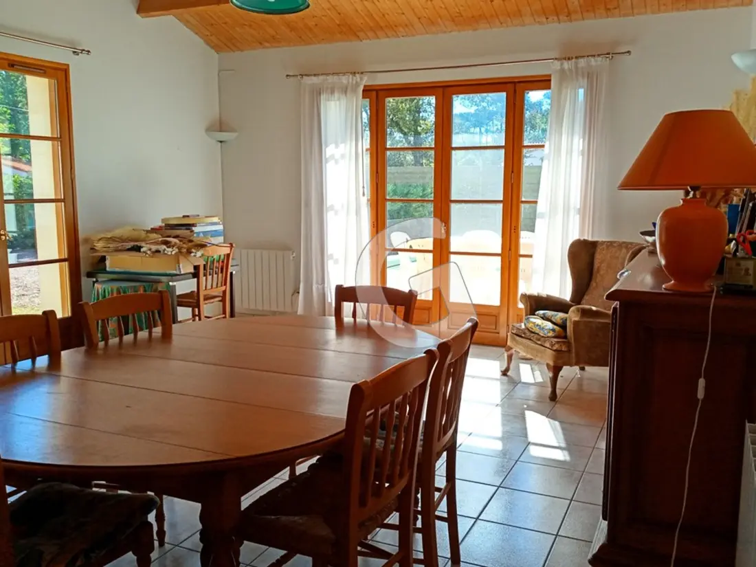 Maison de Vacances Jard-sur-Mer 75