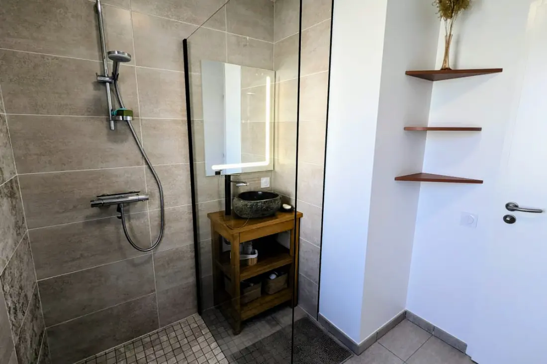 Maison Avec Climatisation, Proximité Plage