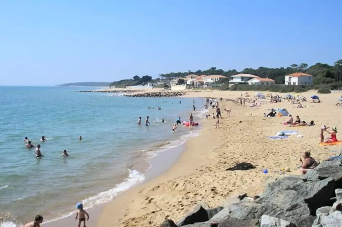 Maison Avec Climatisation, Proximité Plage