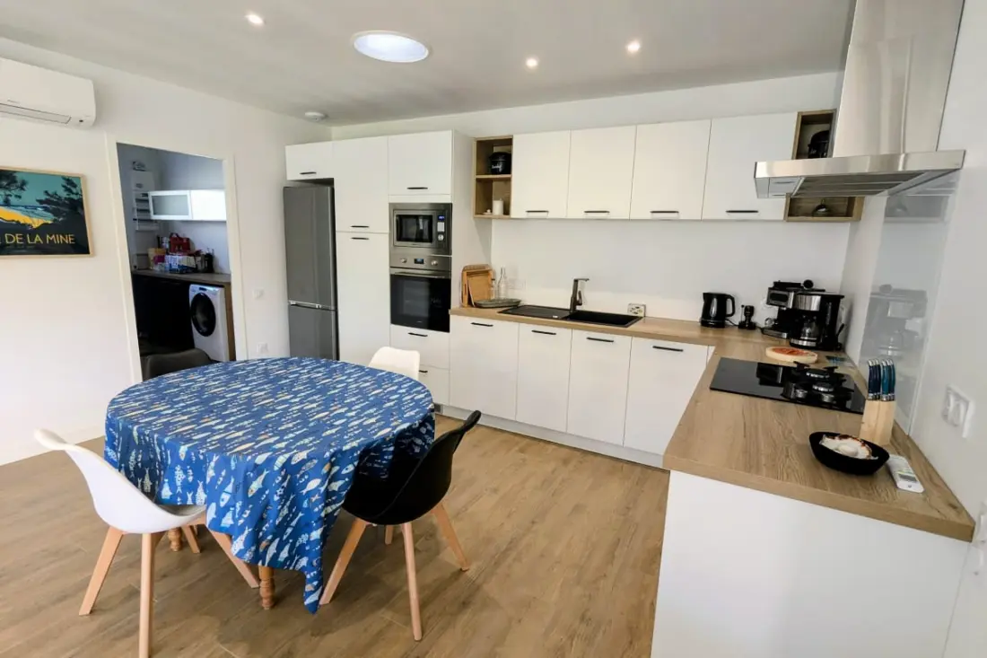 Maison Avec Climatisation, Proximité Plage