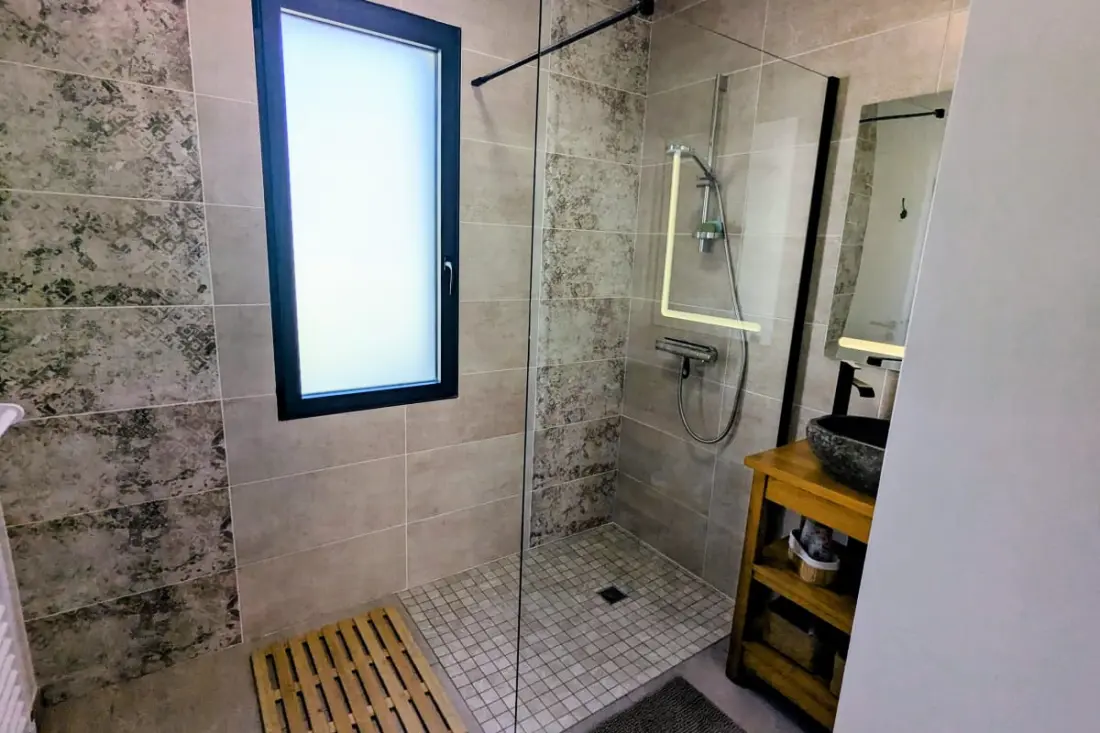 Maison Avec Climatisation, Proximité Plage