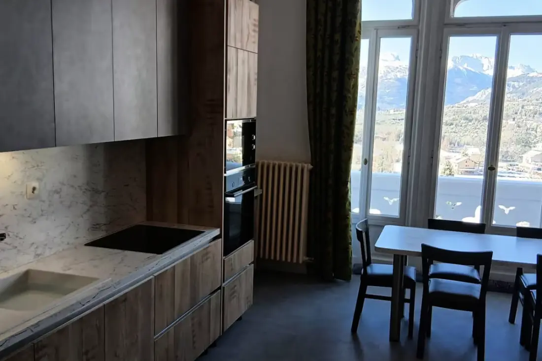Appartement De Standing Au Château à Jausiers