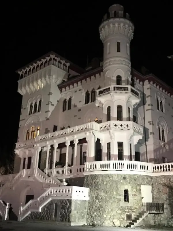 Appartement De Standing Au Château à Jausiers